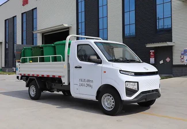 Door to Door Garbage Collector Tipper 2