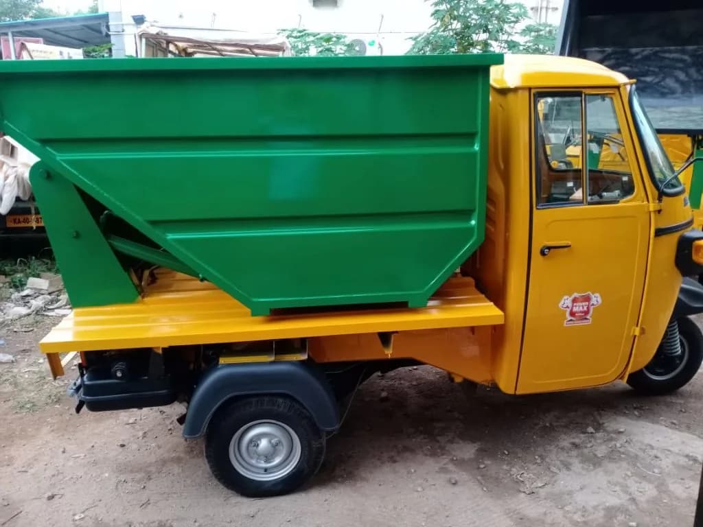 Door to Door Garbage Collector Tipper 3